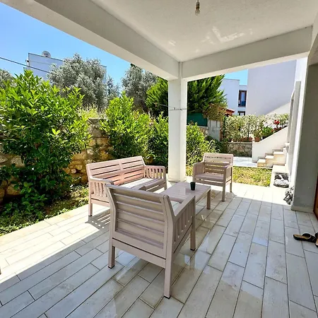 Lagom Lägenhet Bodrum